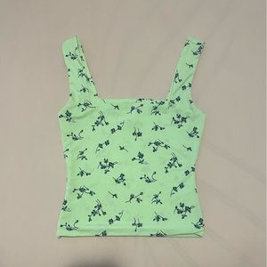 Fitted floral Tank size xs
